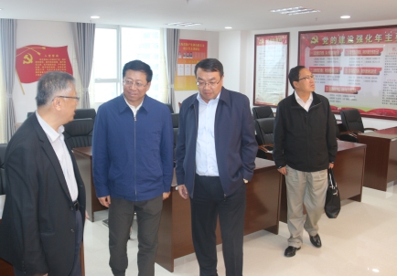 青海省副省長、省國資委黨委書記、主任王黎明，蒞臨省物產(chǎn)集團調(diào)研指導工作