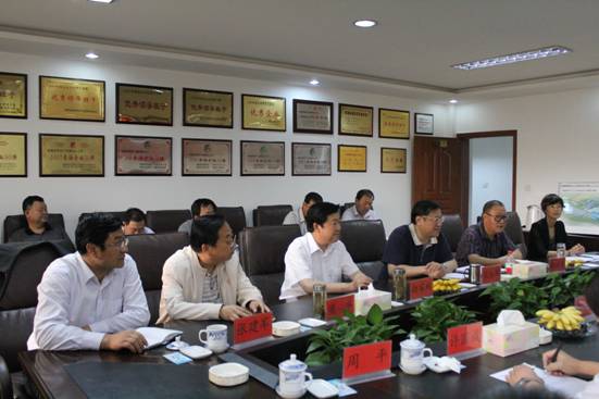 省委常委、副省長駱玉林實地考察物產(chǎn)集團“雙百”行動重點項目